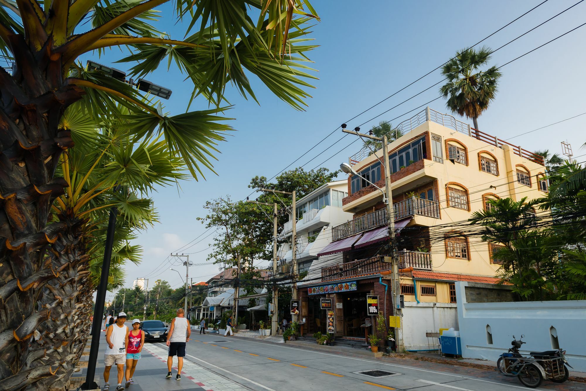 Dusit Grand Park Apartment Pantai Jomtien Luaran gambar