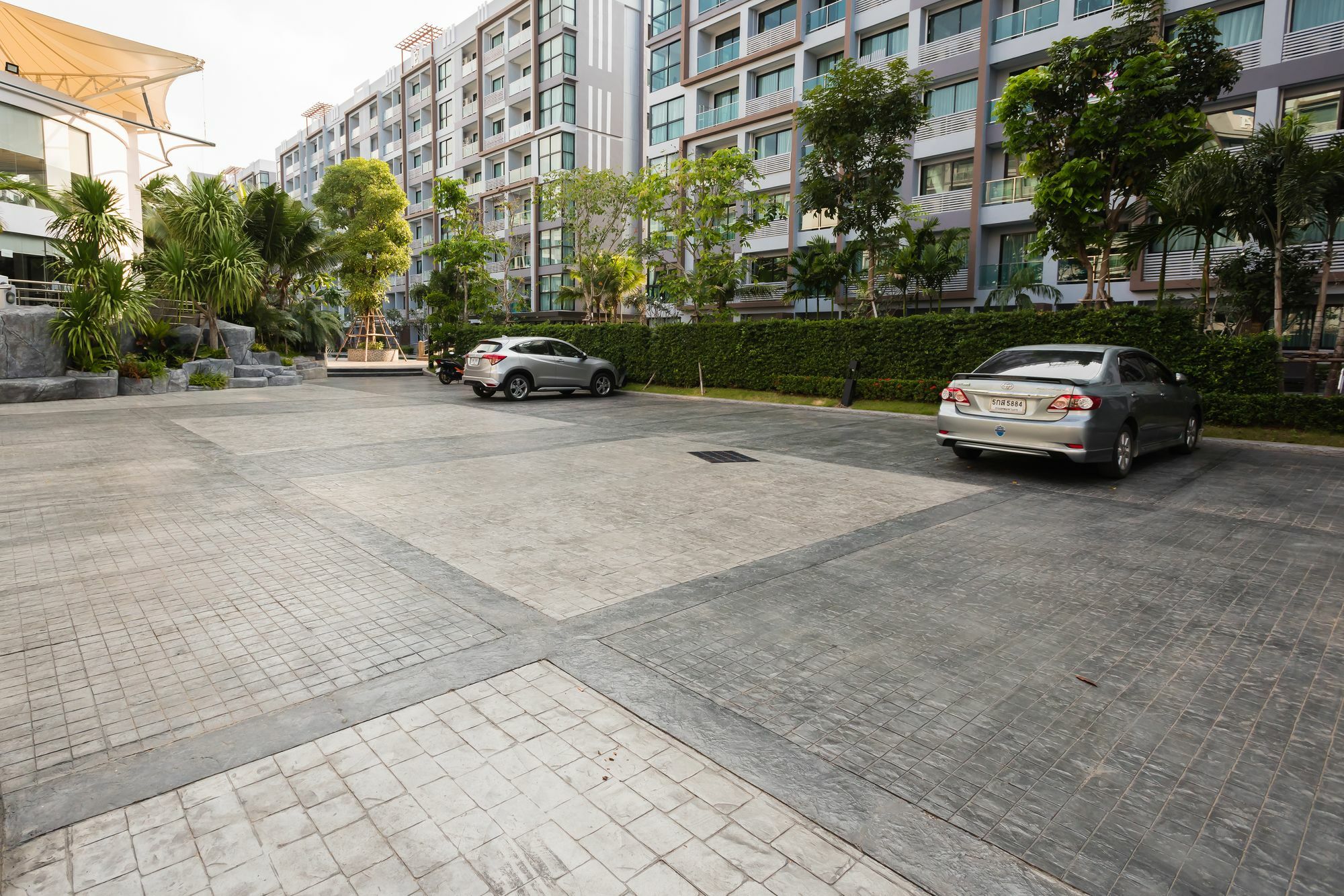 Dusit Grand Park Apartment Pantai Jomtien Luaran gambar