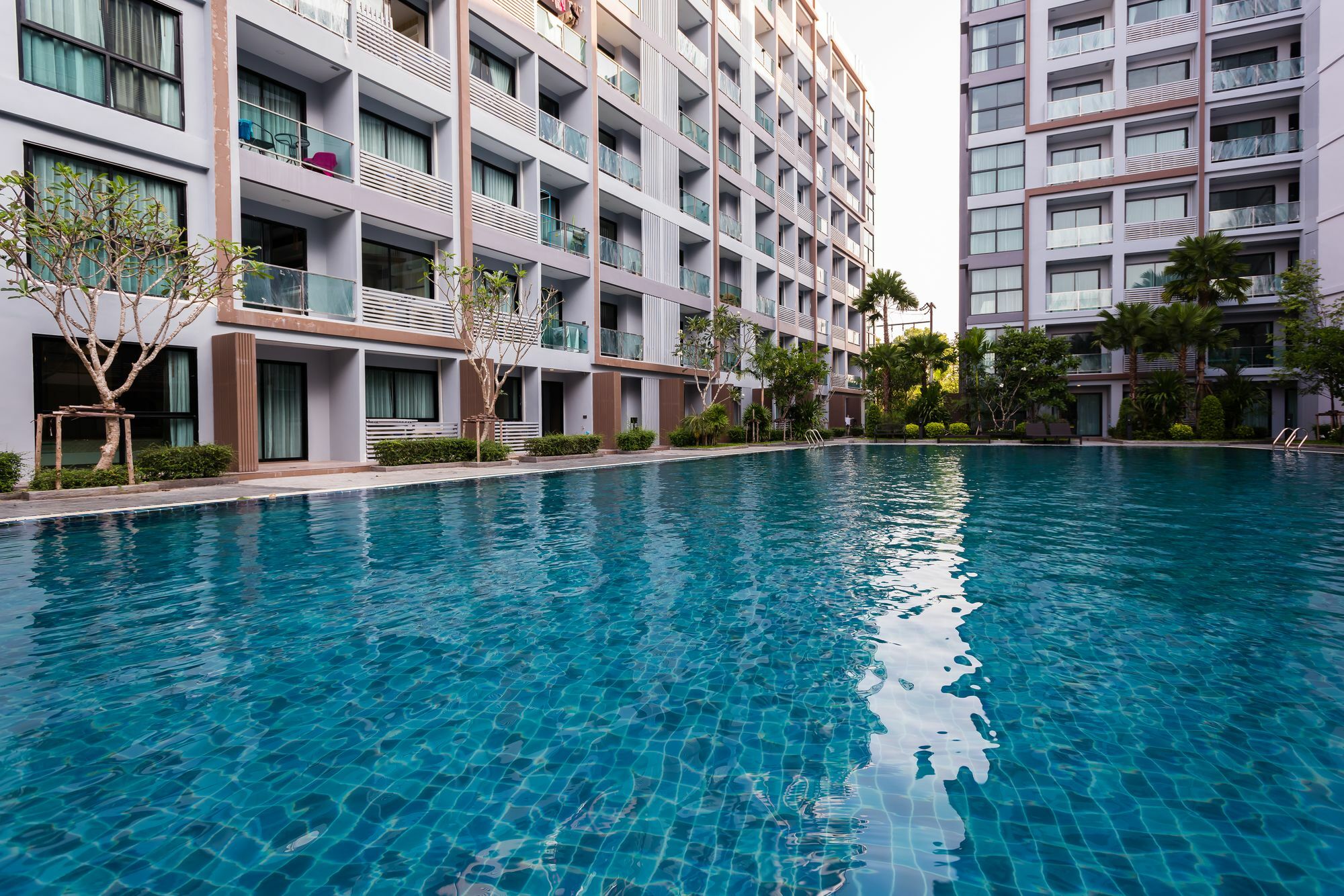 Dusit Grand Park Apartment Pantai Jomtien Luaran gambar
